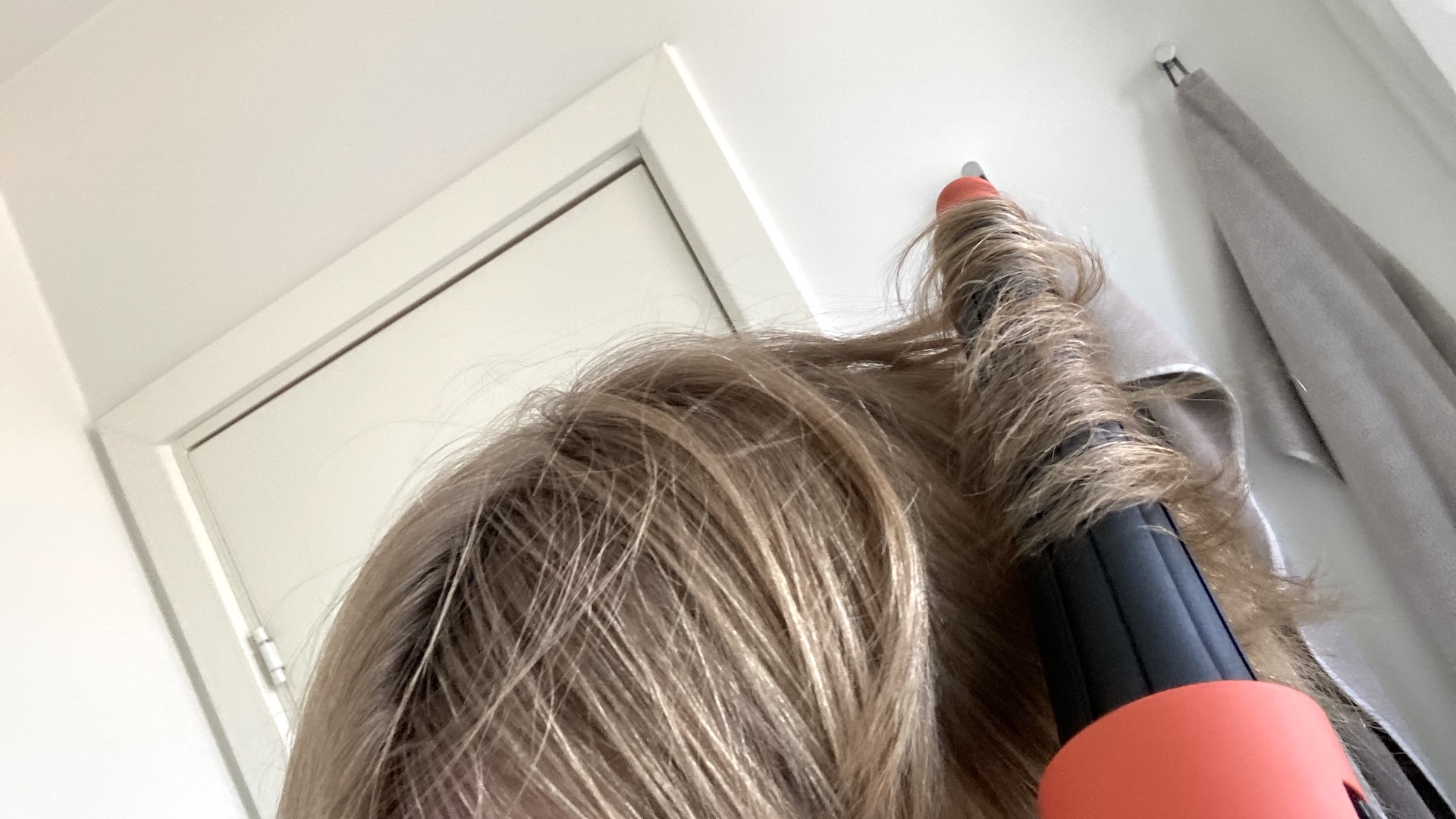 Dyson Airwrap i.d. (Straight + Wavy) 5 Dyson Airwrap i.d. (Straight + Wavy) 5